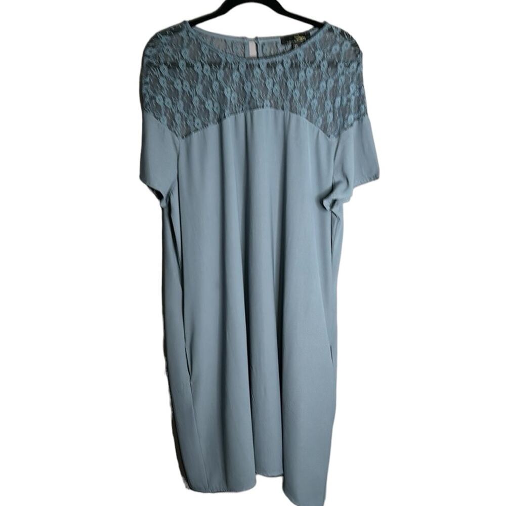 Suzanne Betro Blue Short Sleeve Sheath Dress Lace Top Size 2X